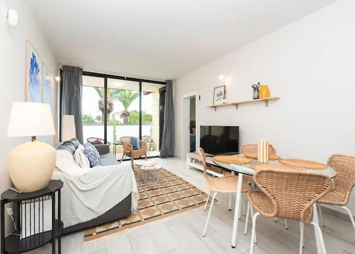 Descubre Tu Perfecta En La 코스타델실렌시오